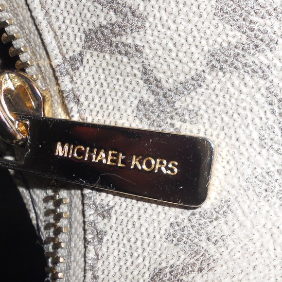 Michael Michael Kors Elana Handbag Vanilla/Beige Missing Tassel, Long Strap - Picture 8 of 16